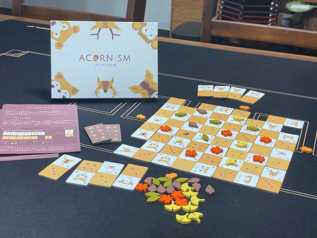 ドングリシュギ（Acornism）